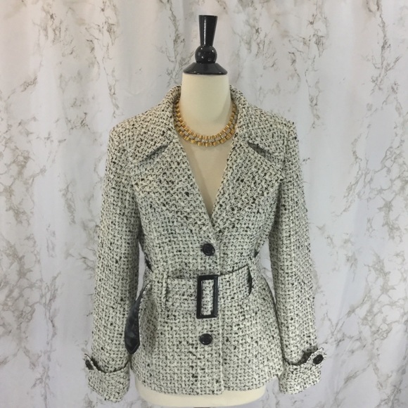 White House Black Market Jackets & Blazers - White House Black Market white tweed jacket